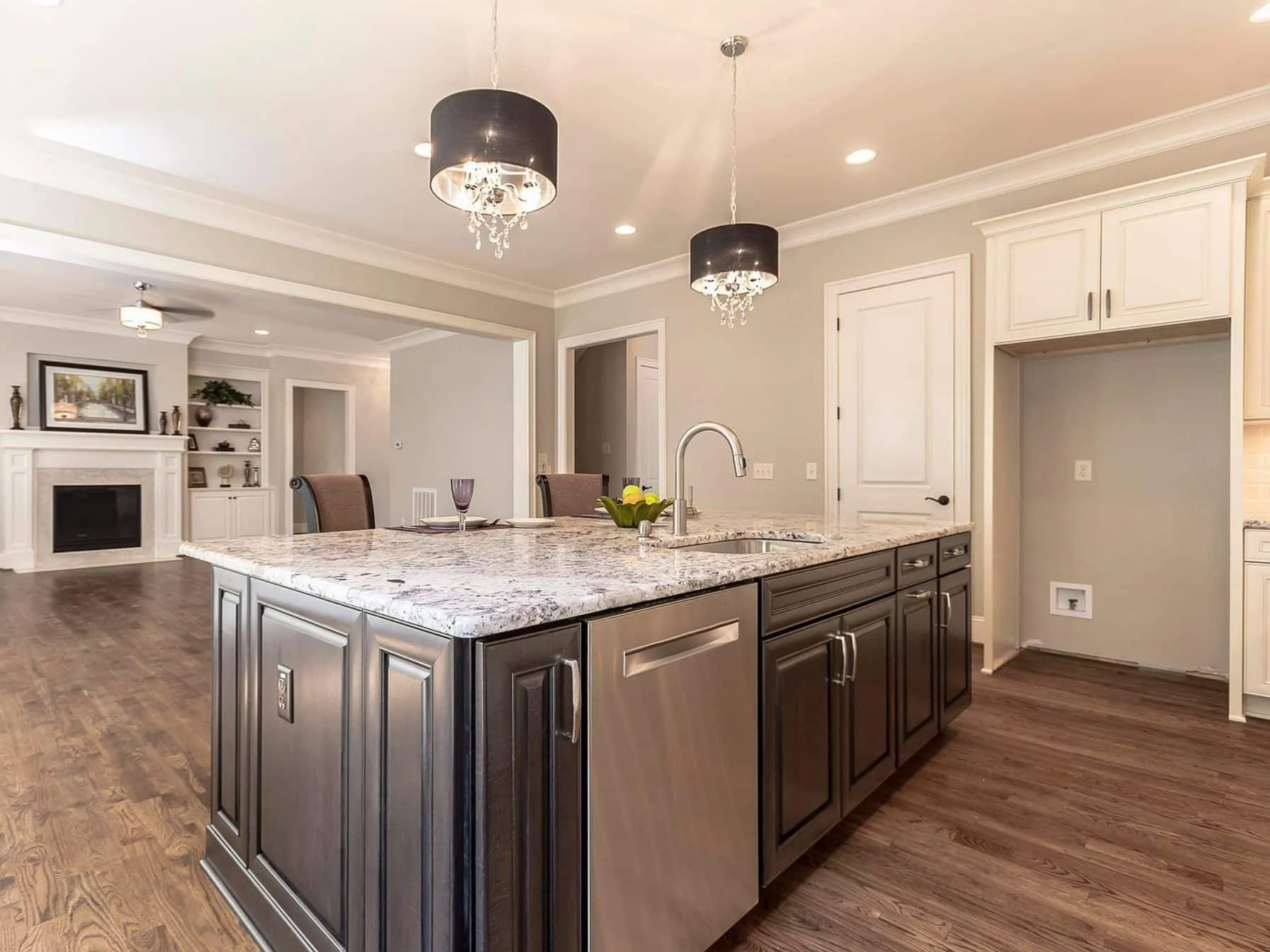 16-1030 HOUSE PLAN - Modern Craftsman House Plan with 4 Bedrooms and CAD Designs 33 Modern Craftsman house Plan with 4 Bedrooms and CAD Designs