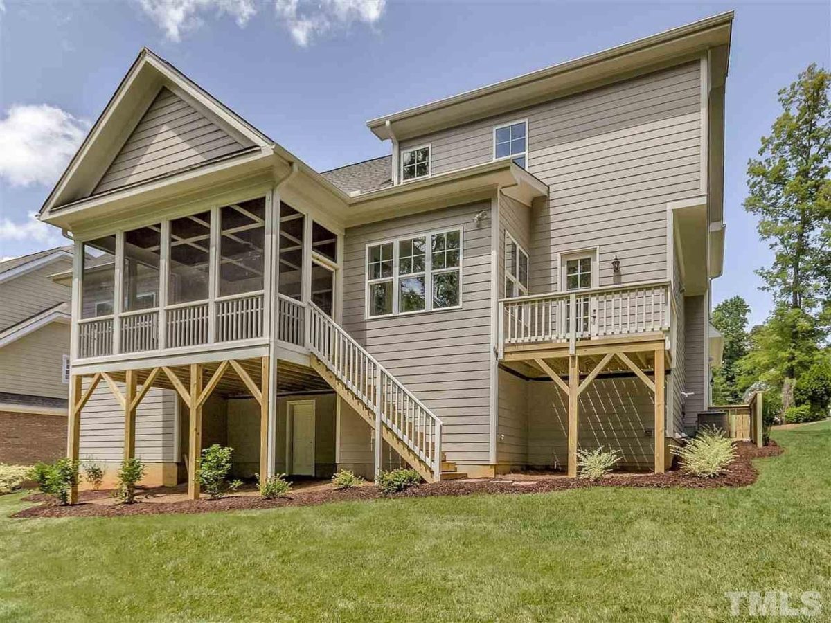 Modern Craftsman house Plan with 4 Bedrooms and CAD Designs