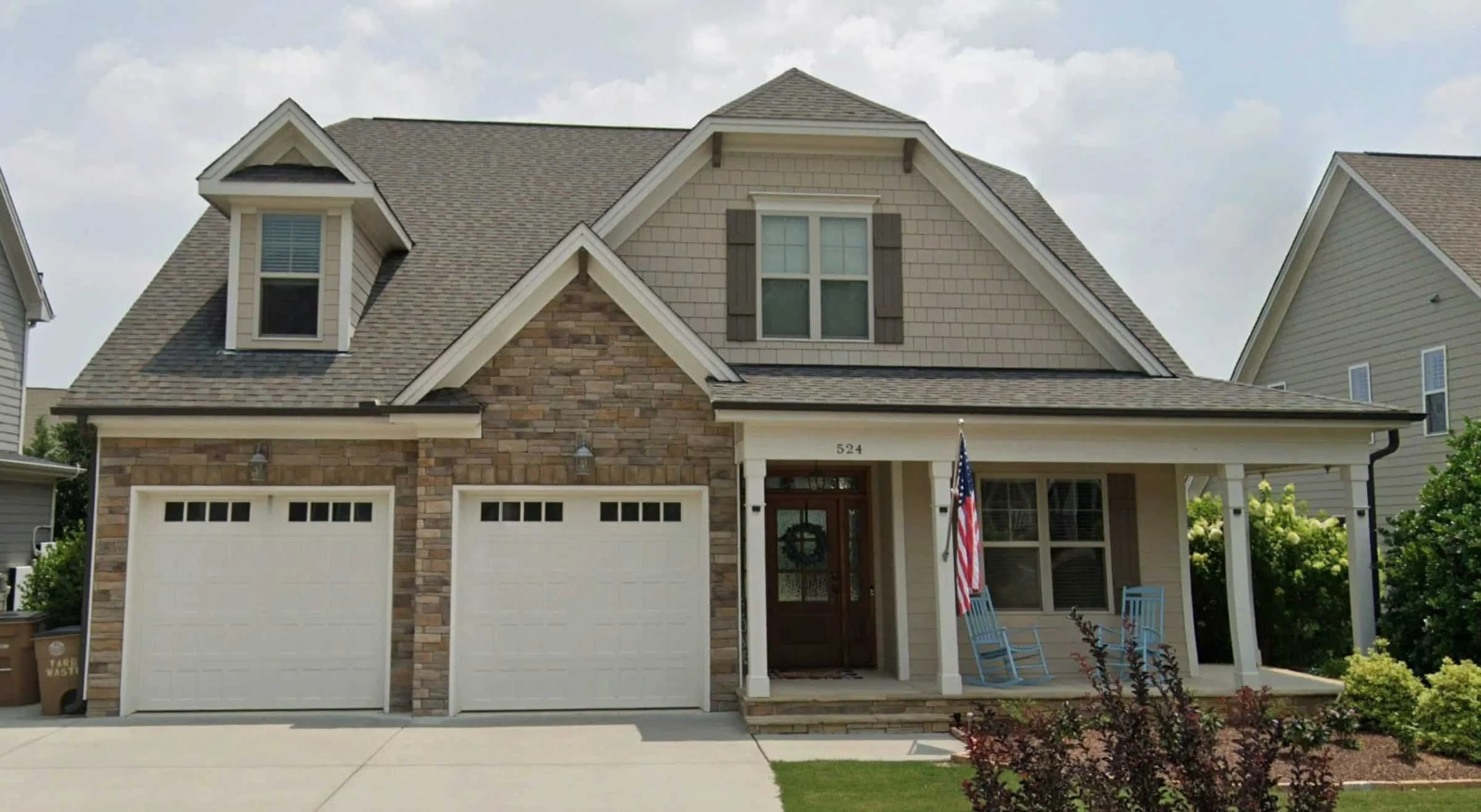 Craftsman house Plan with 5 Bedrooms