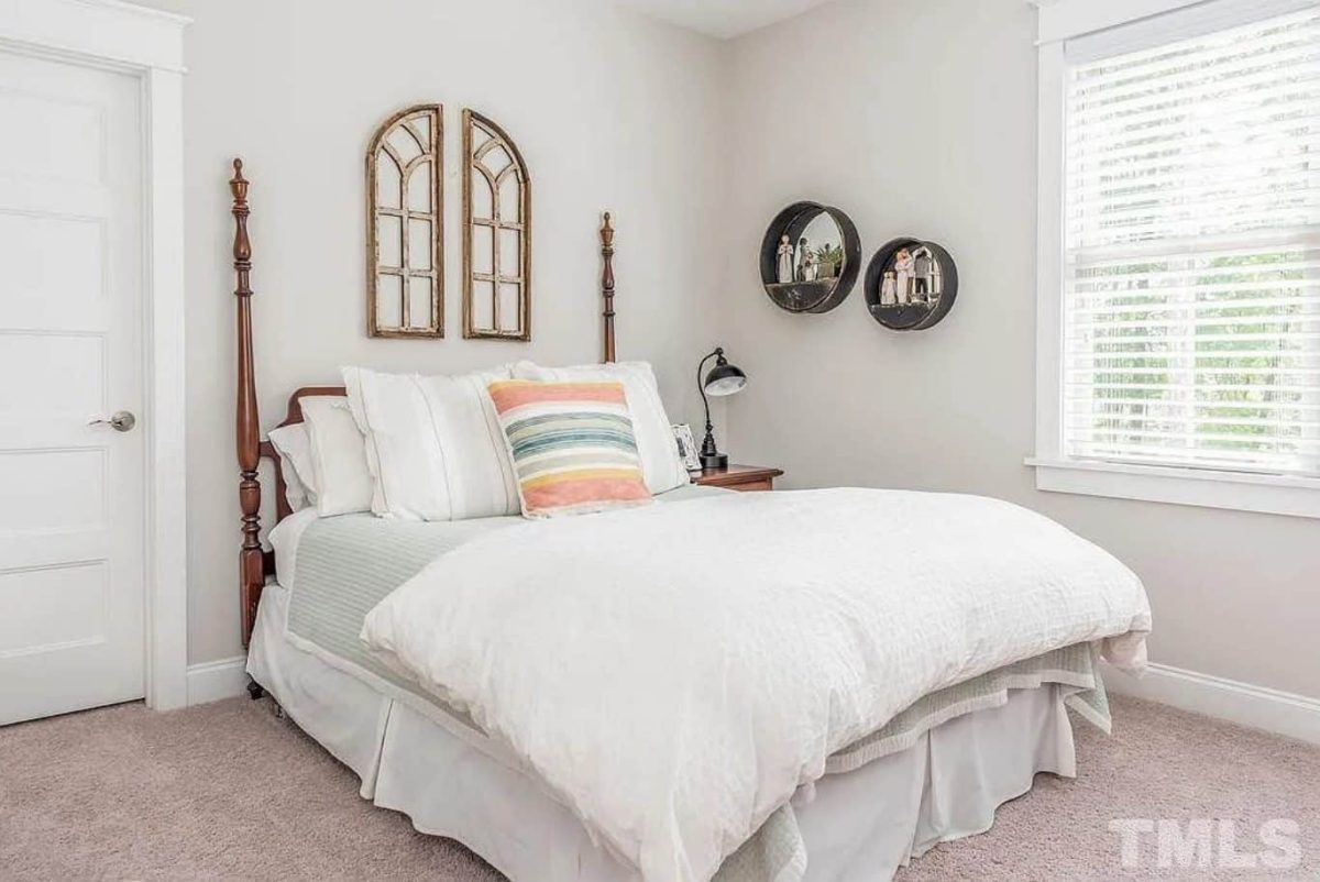 Spacious 4-Bedroom house Plan with Stunning Architectural Designs