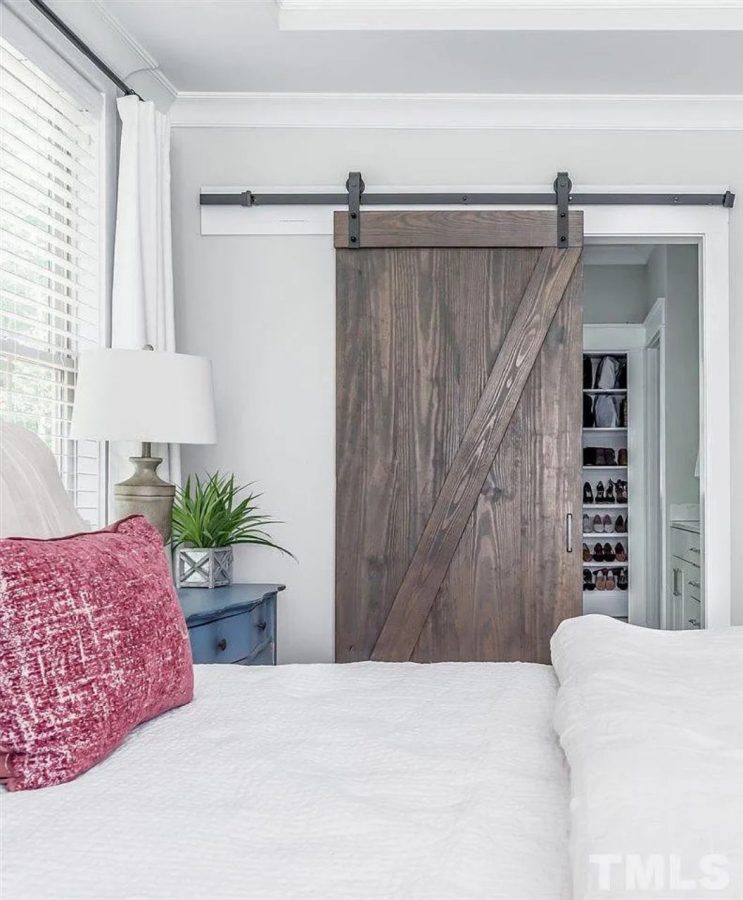 Spacious 4-Bedroom house Plan with Stunning Architectural Designs