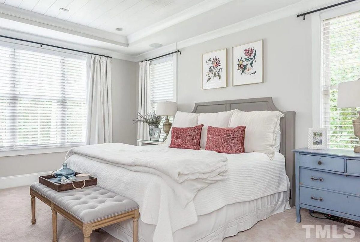 Spacious 4-Bedroom house Plan with Stunning Architectural Designs