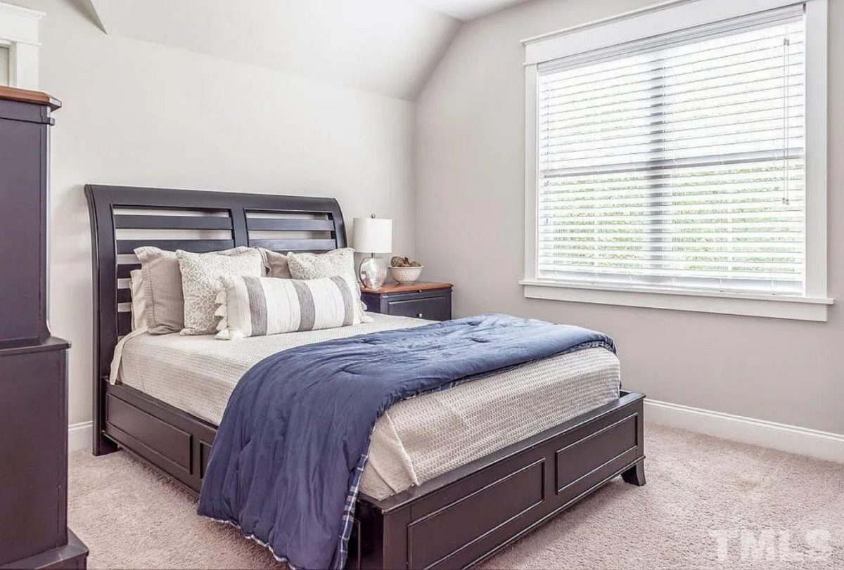 Spacious 4-Bedroom house Plan with Stunning Architectural Designs