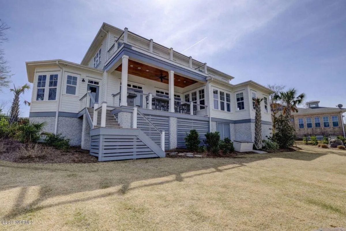 Craftsman Floor Plan with 4 Beds, Open Design & Great Features