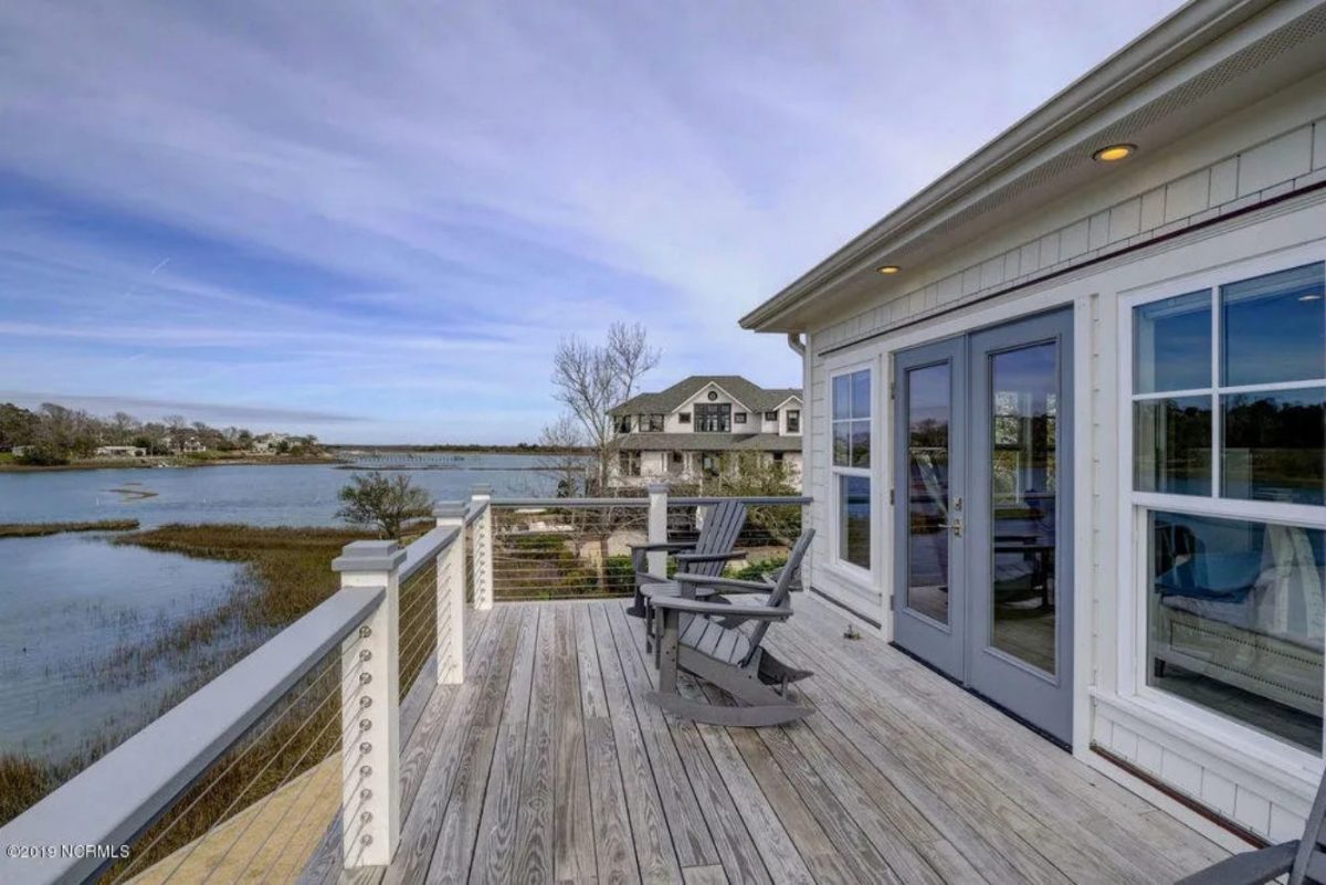 Craftsman Floor Plan with 4 Beds, Open Design & Great Features