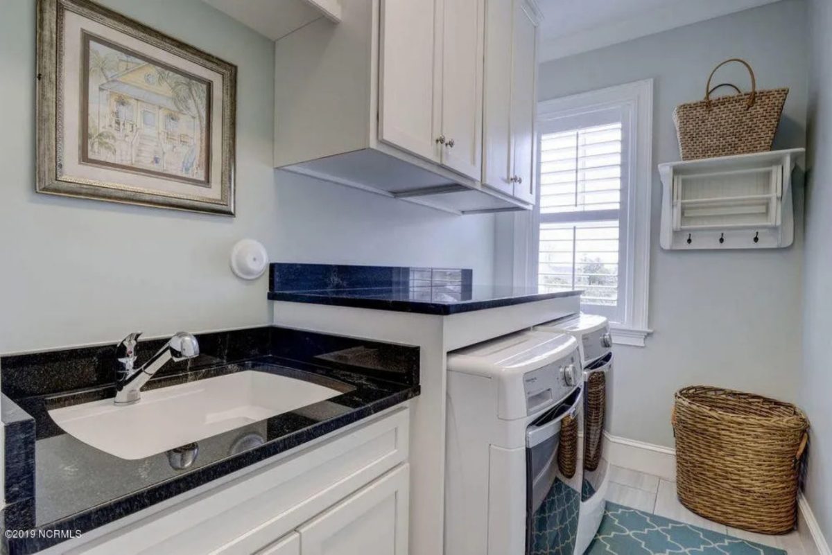 Craftsman Floor Plan with 4 Beds, Open Design & Great Features