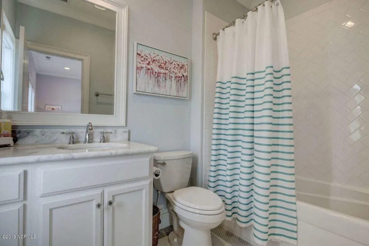 Craftsman Floor Plan with 4 Beds, Open Design & Great Features