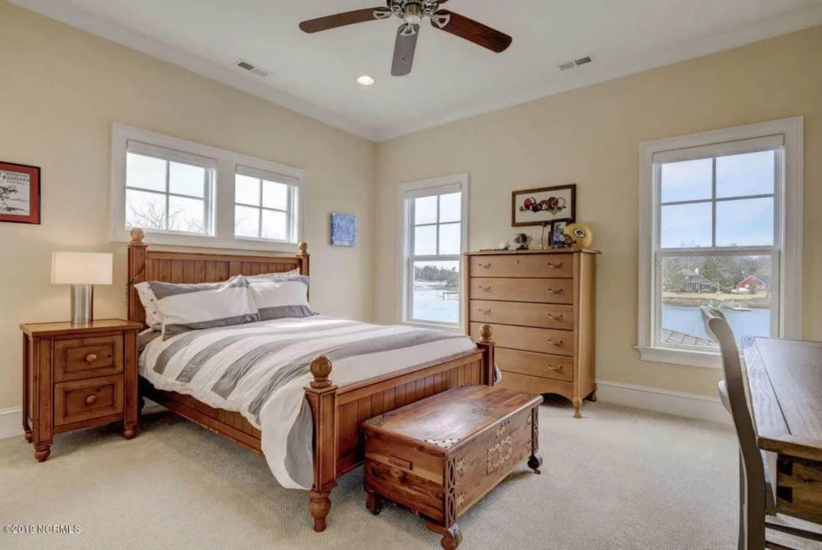 Craftsman Floor Plan with 4 Beds, Open Design & Great Features