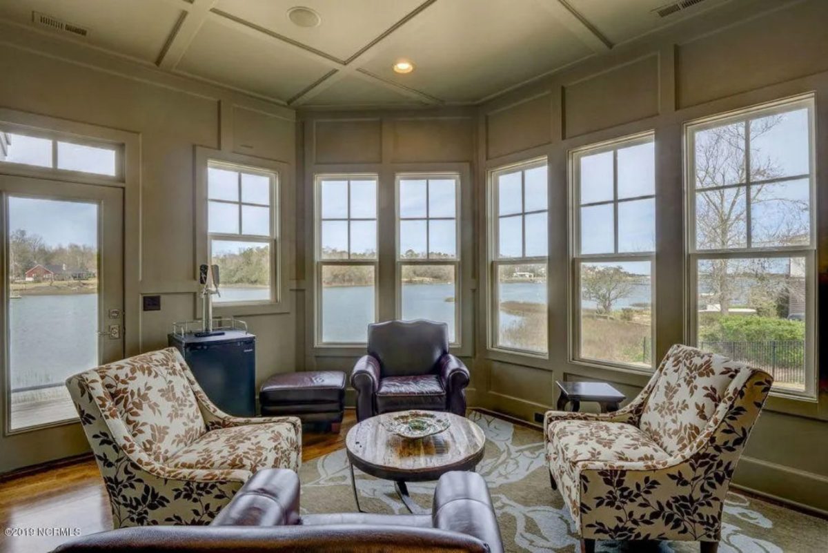 Craftsman Floor Plan with 4 Beds, Open Design & Great Features