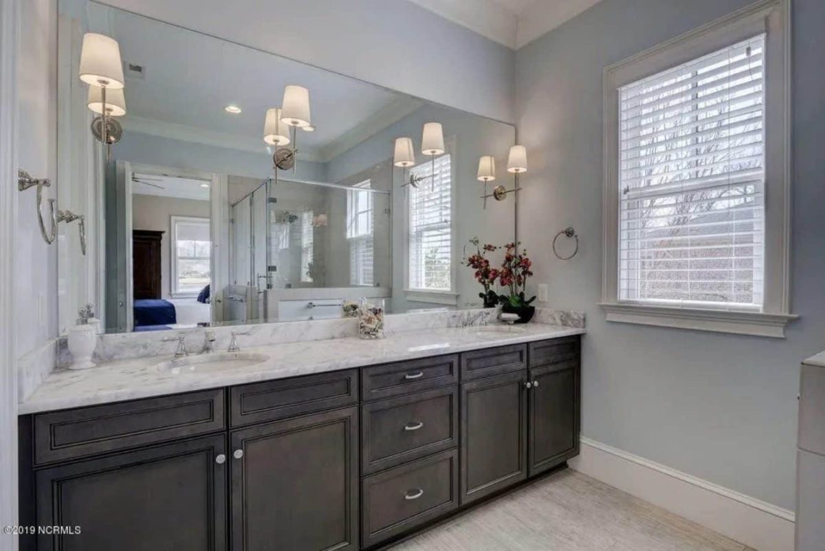 Craftsman Floor Plan with 4 Beds, Open Design & Great Features