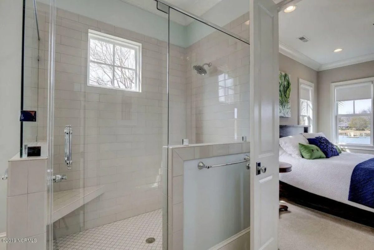 Craftsman Floor Plan with 4 Beds, Open Design & Great Features