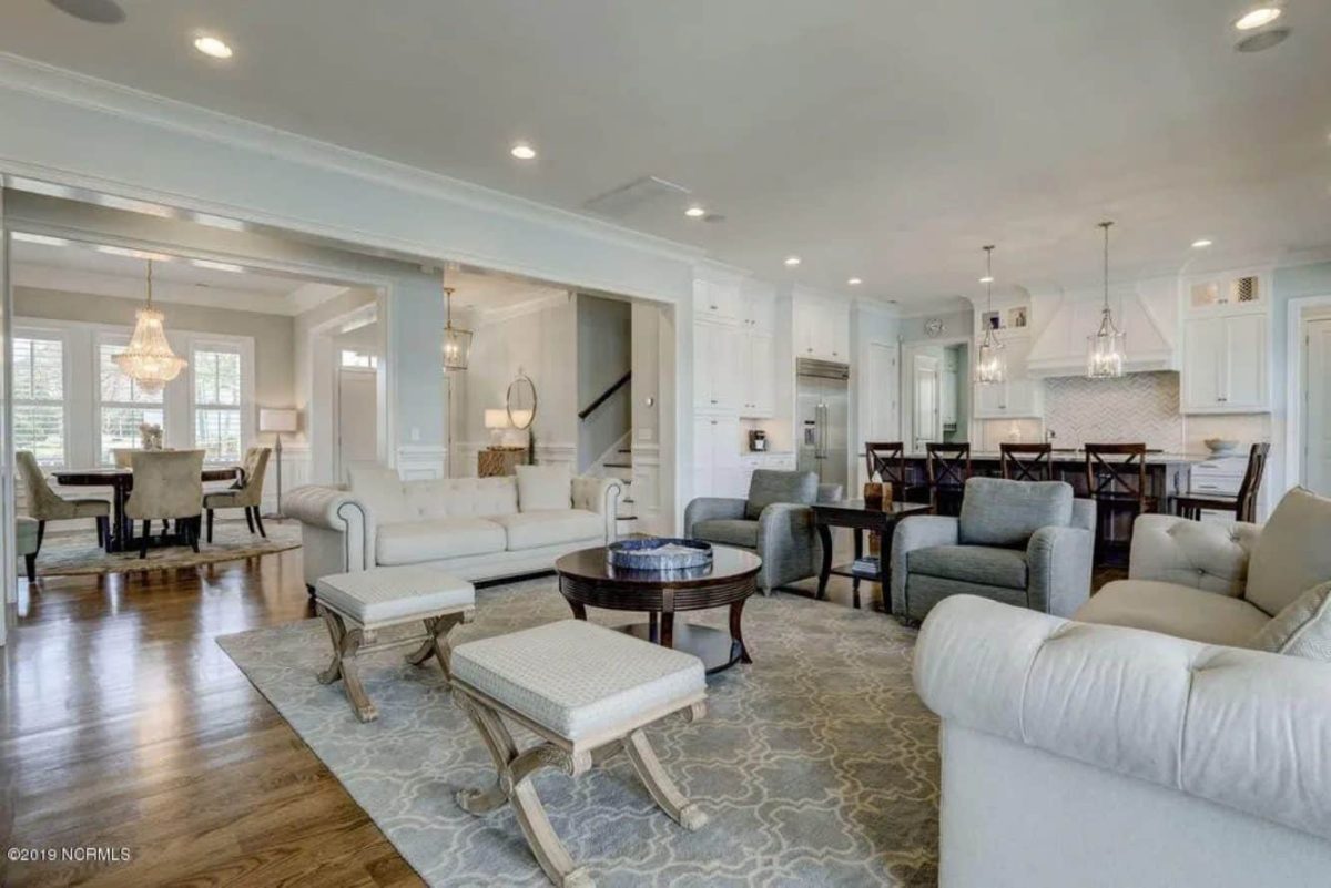 Craftsman Floor Plan with 4 Beds, Open Design & Great Features