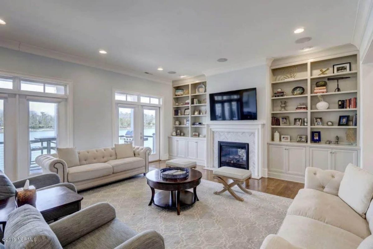 Craftsman Floor Plan with 4 Beds, Open Design & Great Features