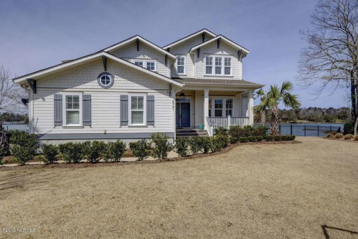 Craftsman Floor Plan with 4 Beds, Open Design & Great Features