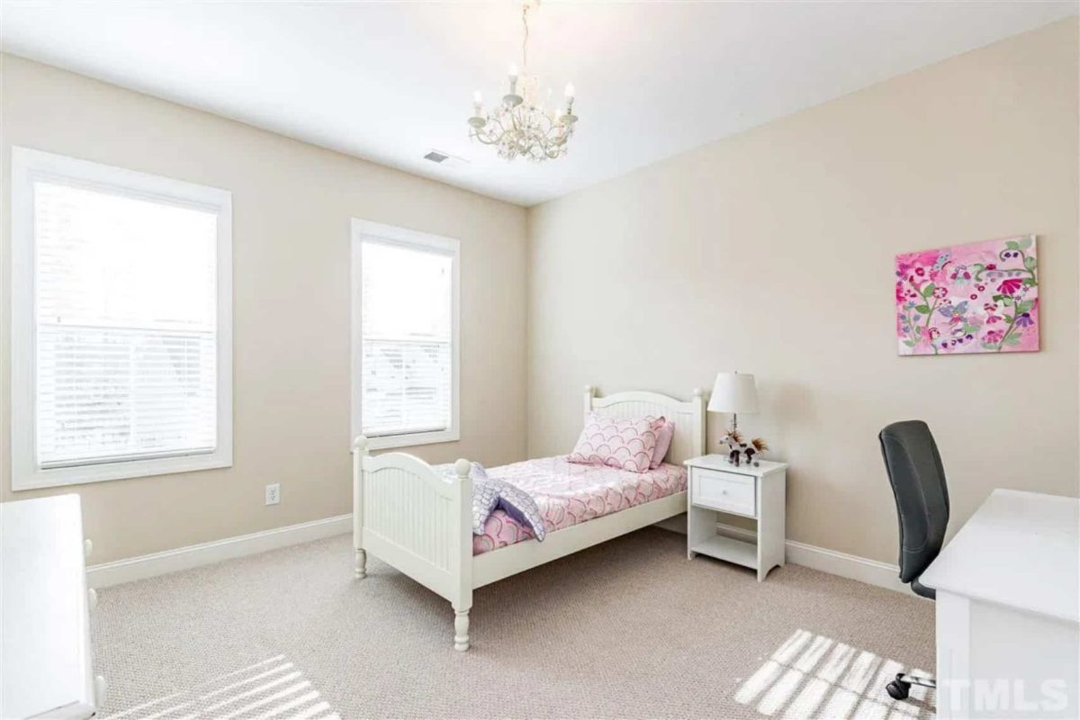 Modern house Floor Plan with CAD Designs & Blueprint Features