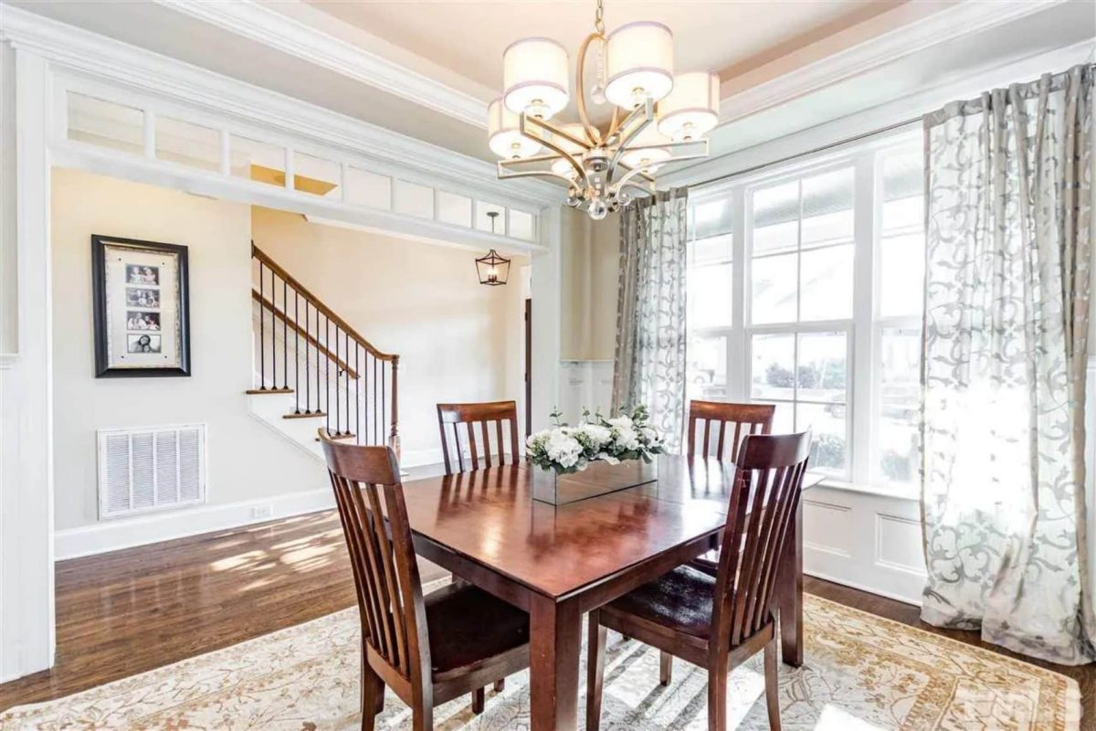 Modern house Floor Plan with CAD Designs & Blueprint Features