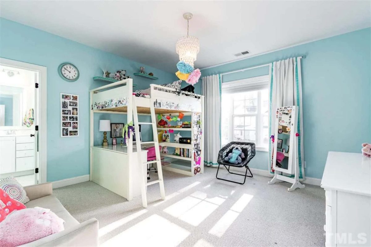 Modern house Floor Plan with CAD Designs & Blueprint Features