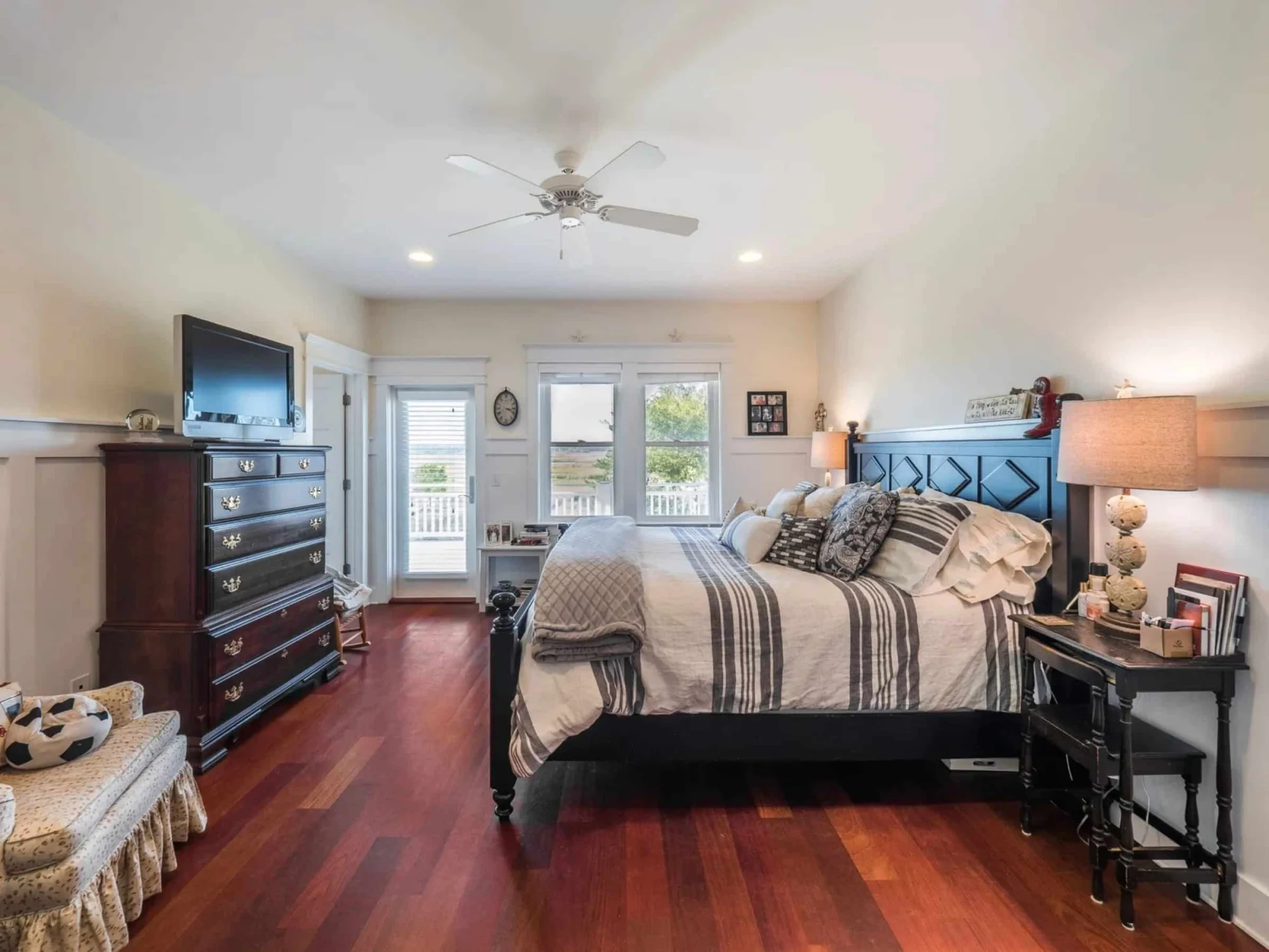 Floor Plan, CAD & Blueprint