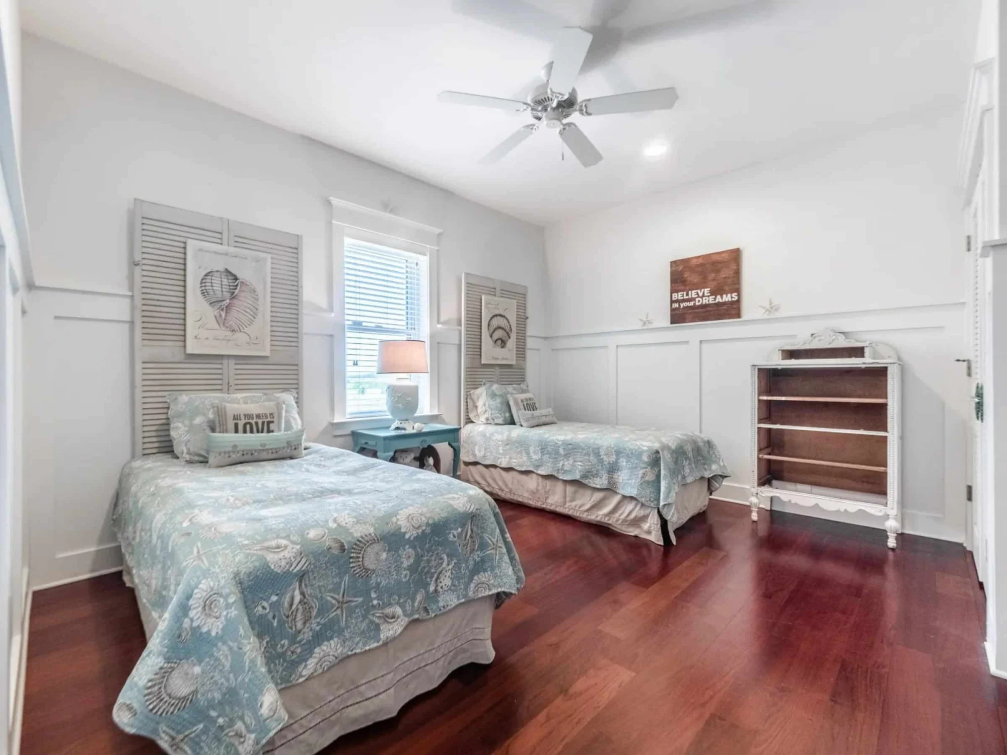 Floor Plan, CAD & Blueprint