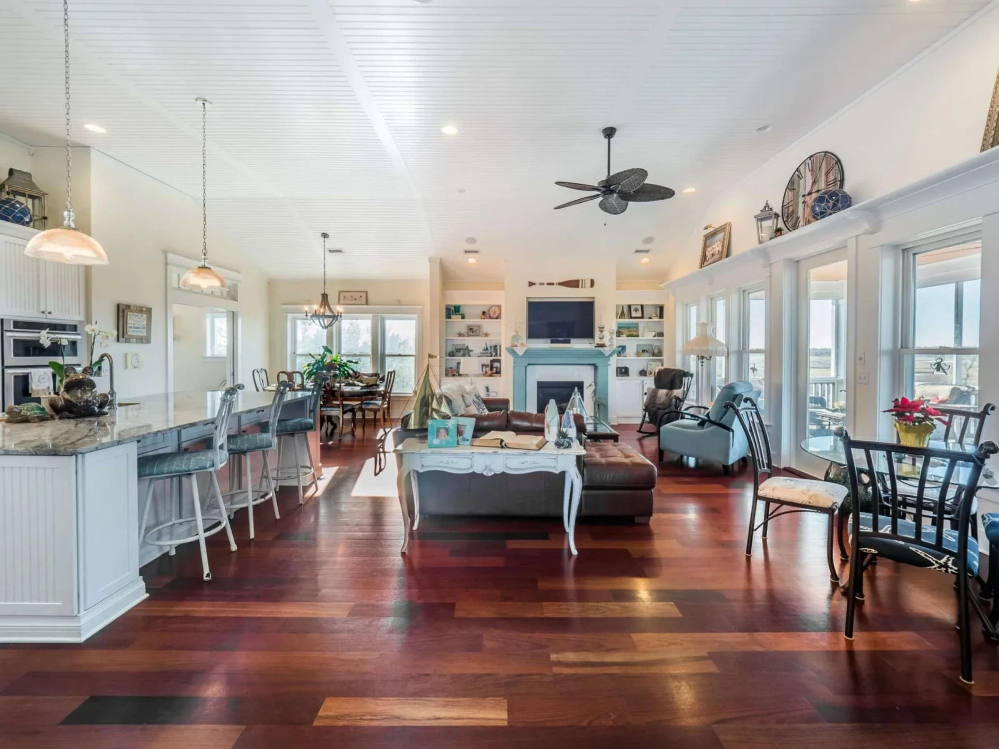 Floor Plan, CAD & Blueprint