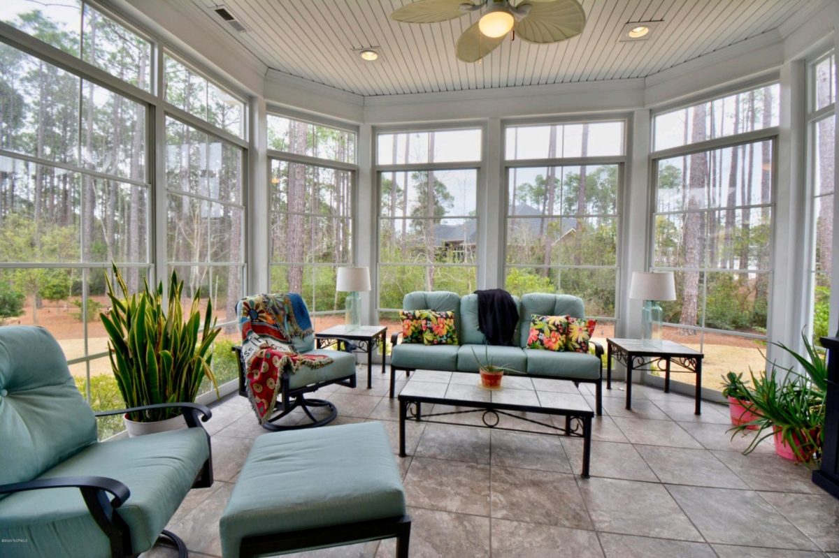 Spacious 1.5 Story house Plan with Blueprint and CAD Designs