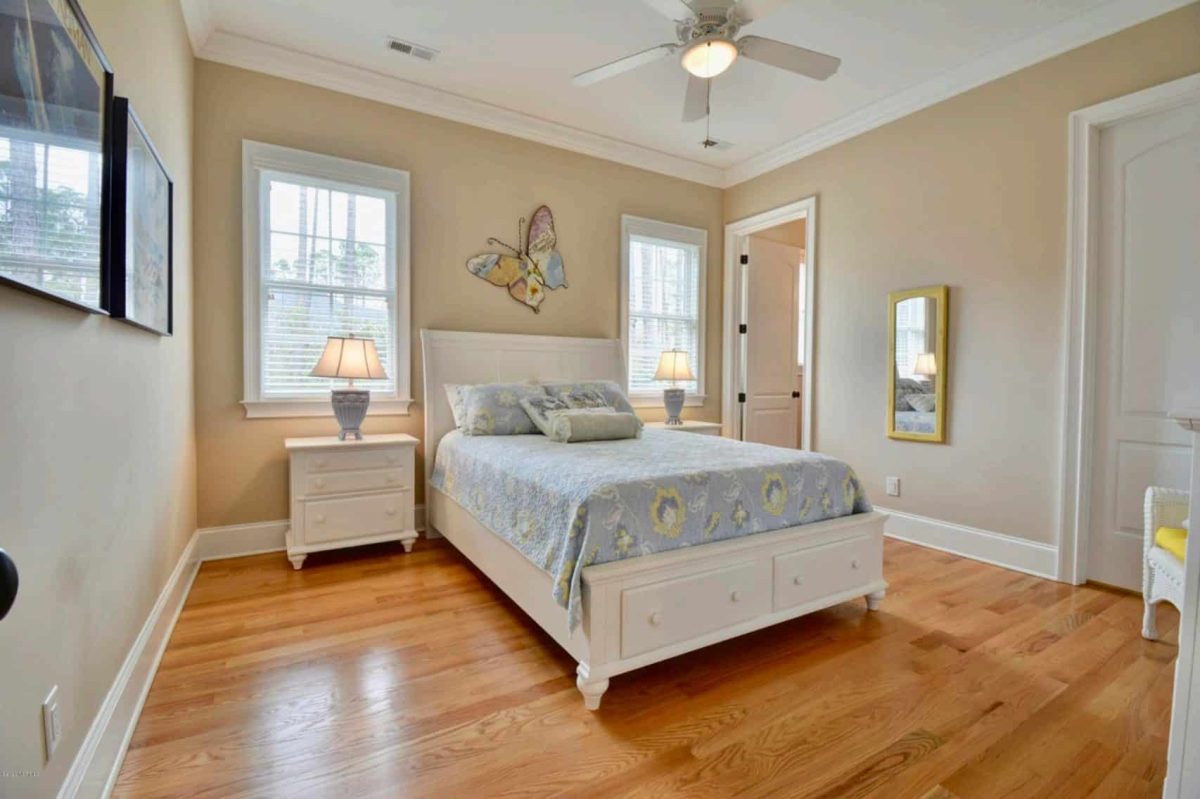 Spacious 1.5 Story house Plan with Blueprint and CAD Designs