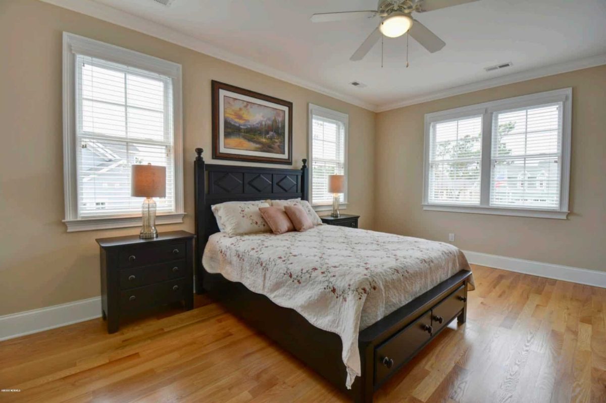 Spacious 1.5 Story house Plan with Blueprint and CAD Designs