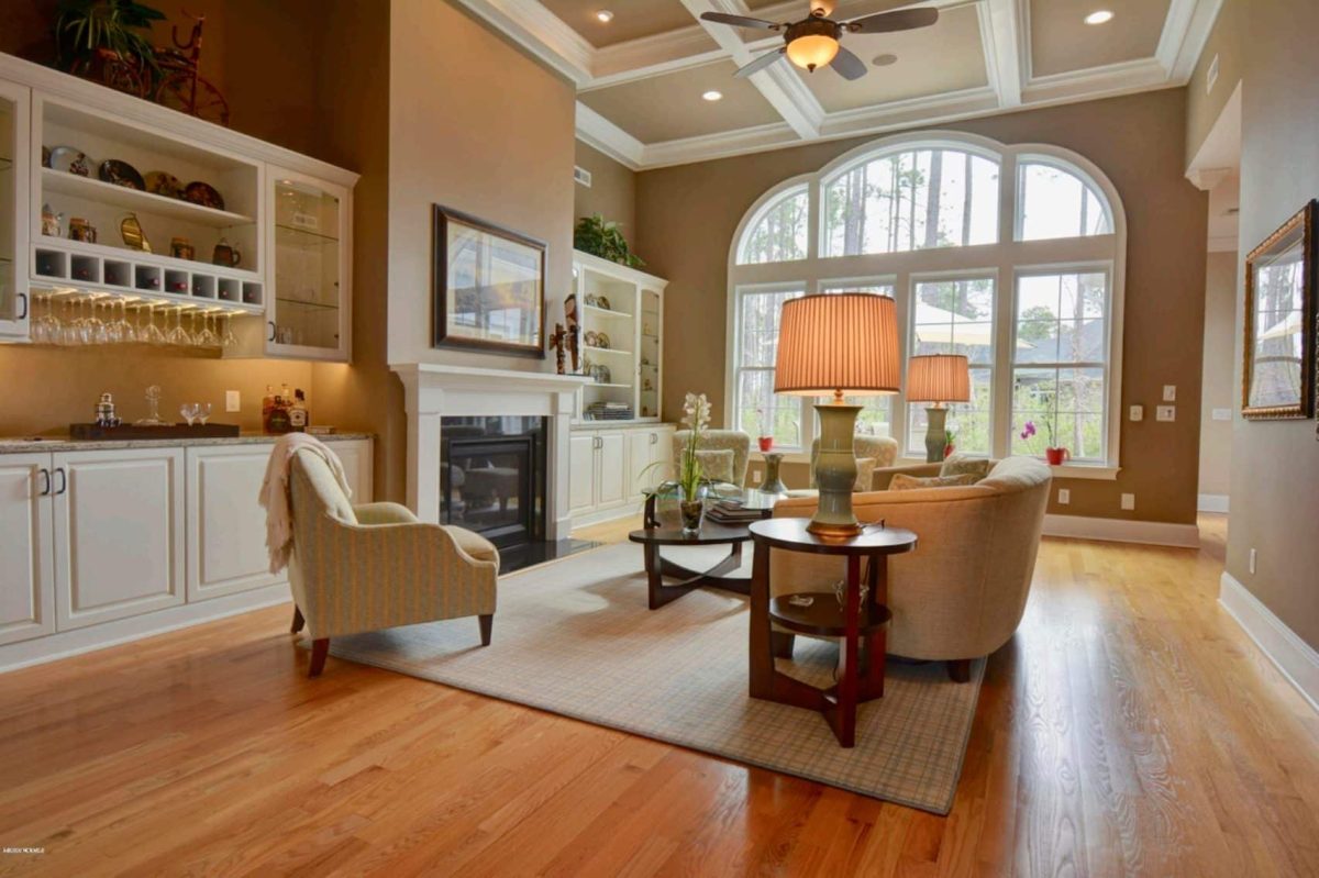 Spacious 1.5 Story house Plan with Blueprint and CAD Designs