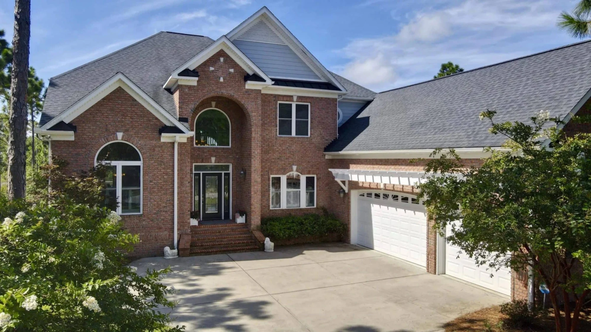 Modern Suburban house Plan with 4 Beds, CAD Floor Designs