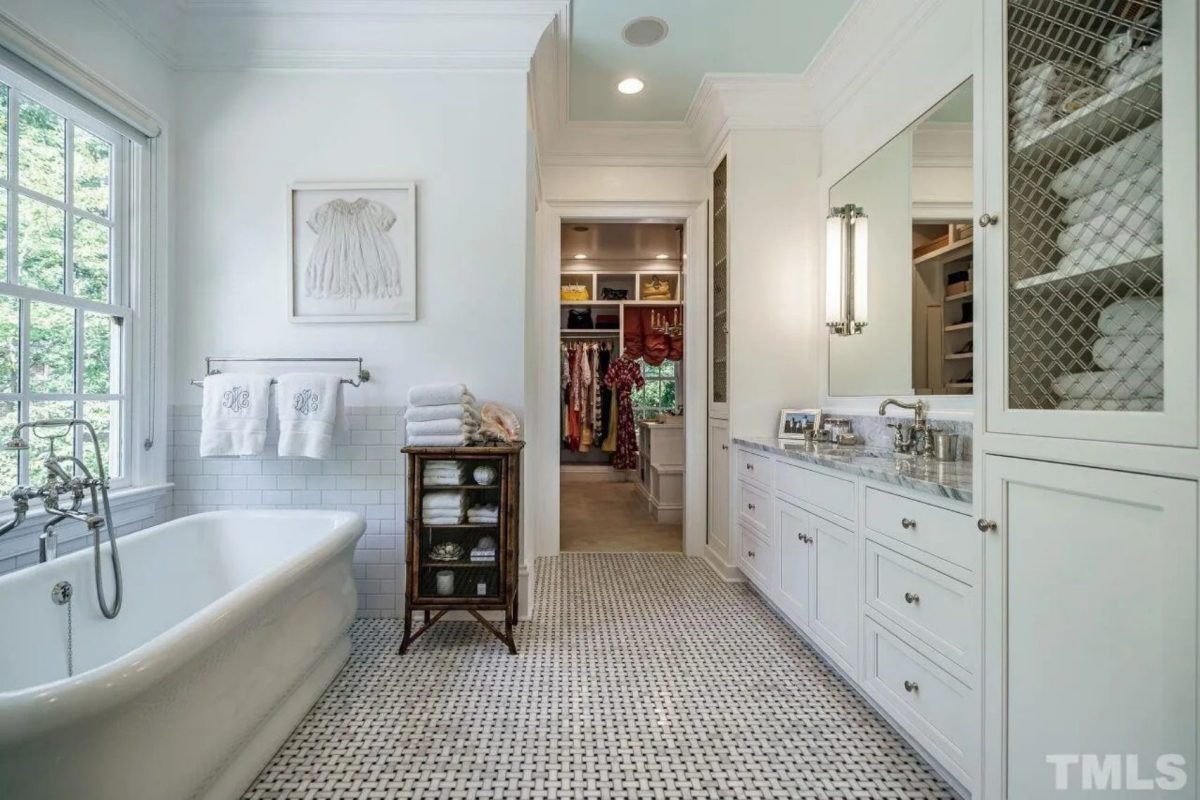 Traditional 2-Story house Plan with 5 Beds, 4 Baths & 3-Car Garage