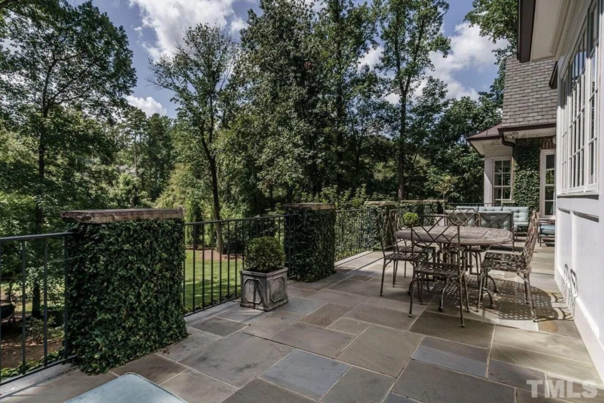 Traditional 2-Story house Plan with 5 Beds, 4 Baths & 3-Car Garage