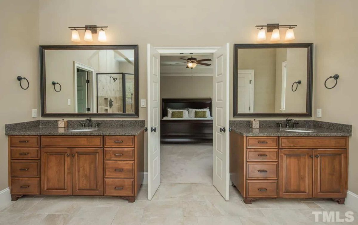 Luxury house Plan with CAD Designs, Large Floor Blueprint