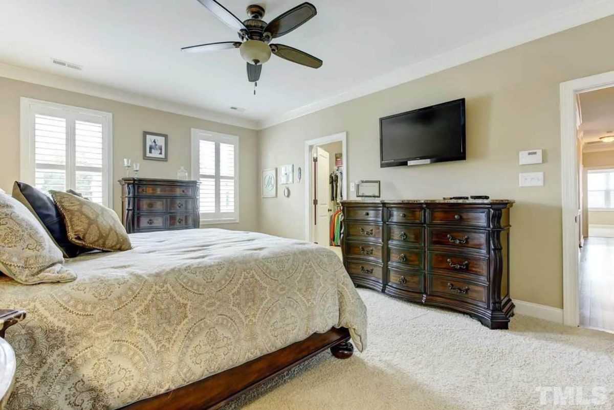 2-Story Floor Plan Blueprint CAD