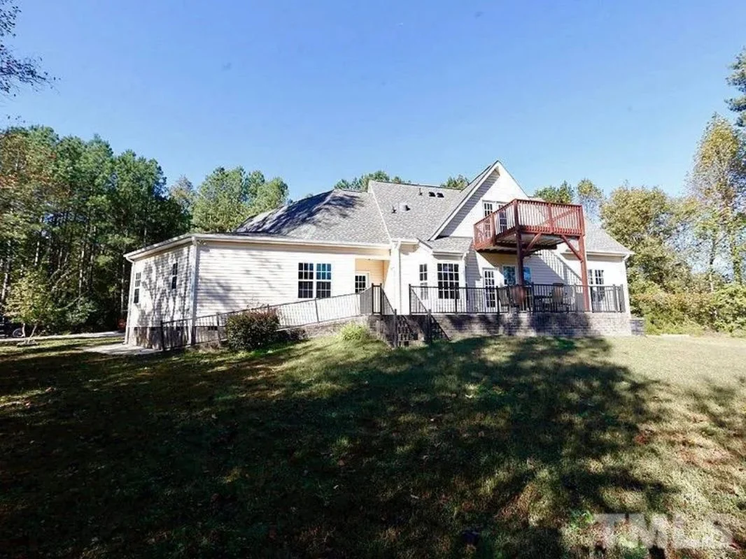 Craftsman house Plan with Spacious Layout – Blueprint for 2-Story Designs