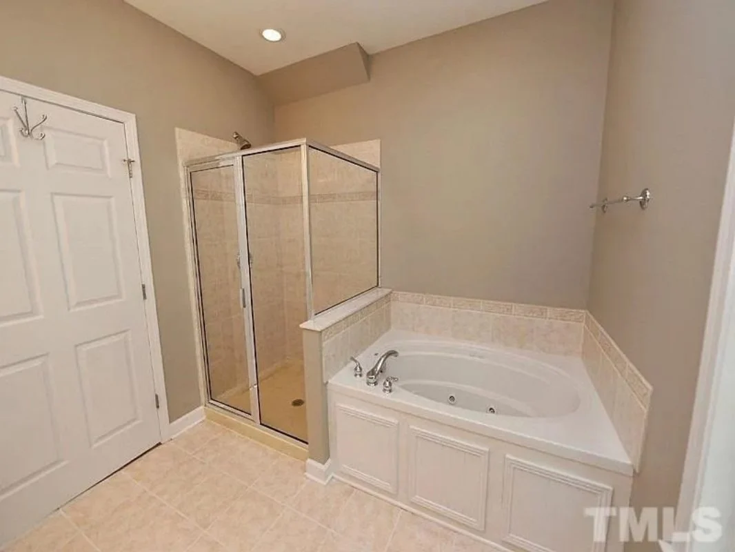 Craftsman house Plan with Spacious Layout – Blueprint for 2-Story Designs