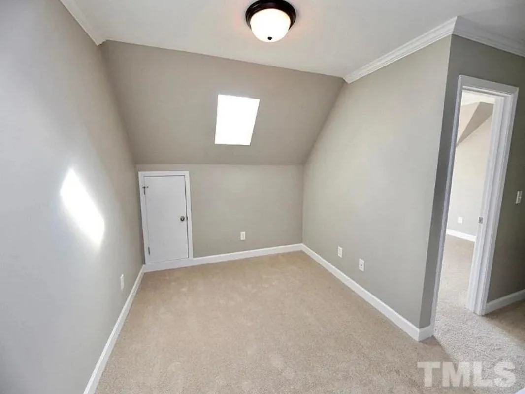 Craftsman house Plan with Spacious Layout – Blueprint for 2-Story Designs