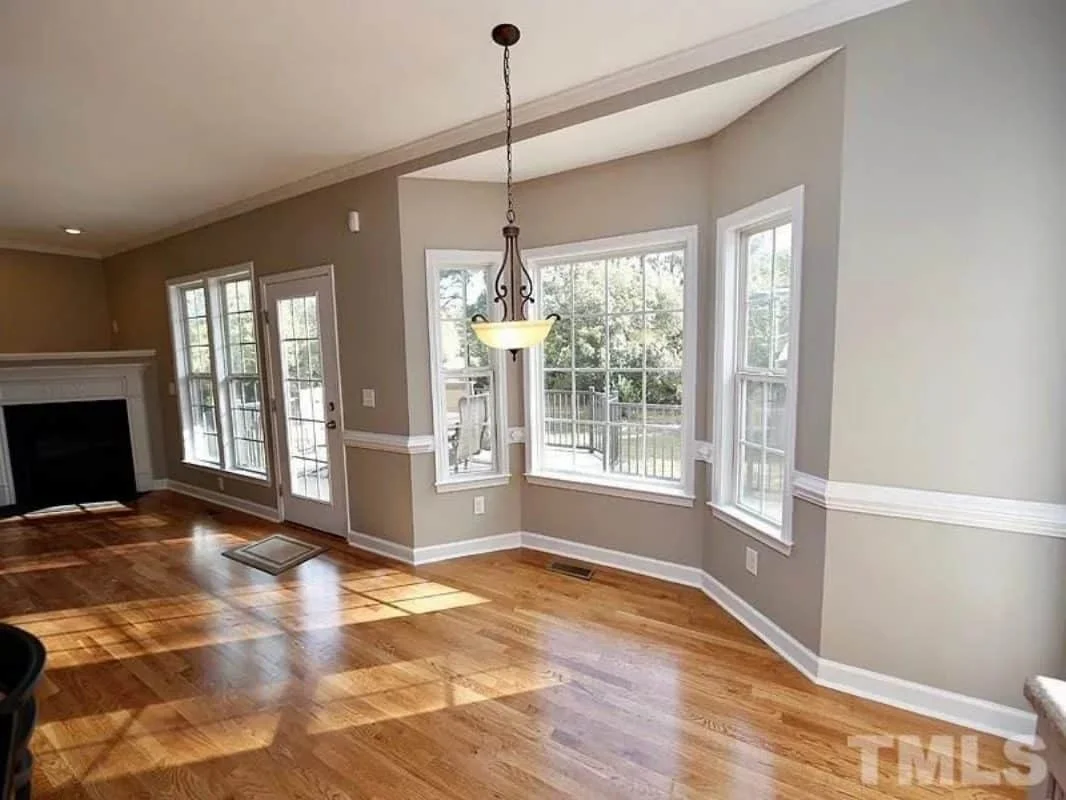 Craftsman house Plan with Spacious Layout – Blueprint for 2-Story Designs