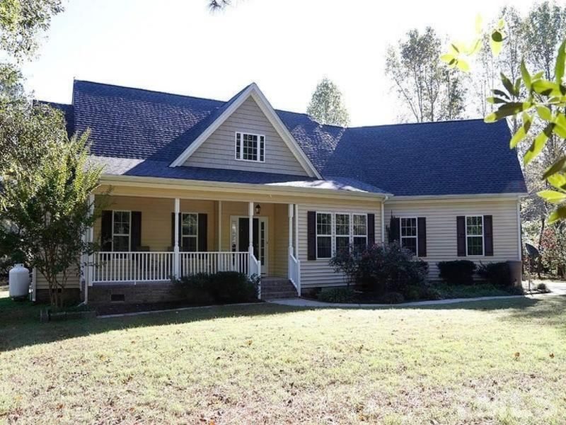 Craftsman house Plan with Spacious Layout – Blueprint for 2-Story Designs