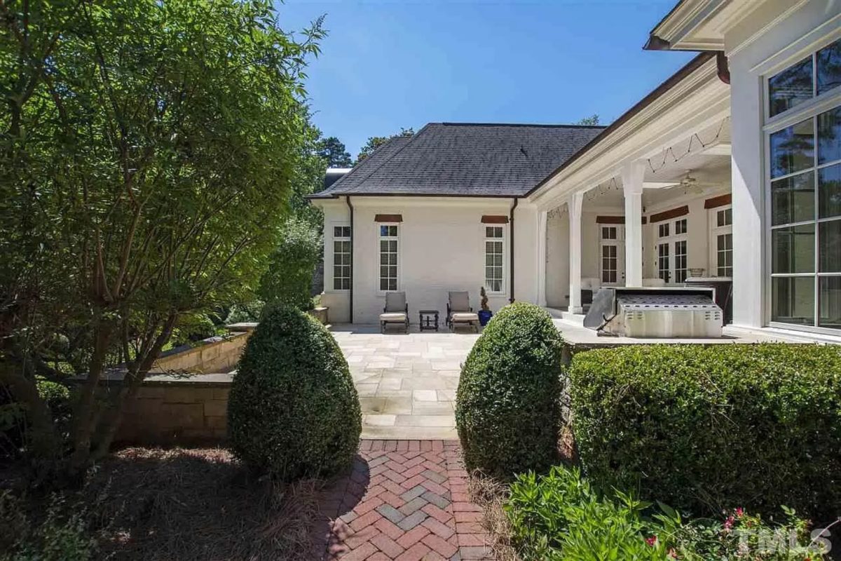 Elegant house Design: Floor Plan & Blueprint CAD for Architects