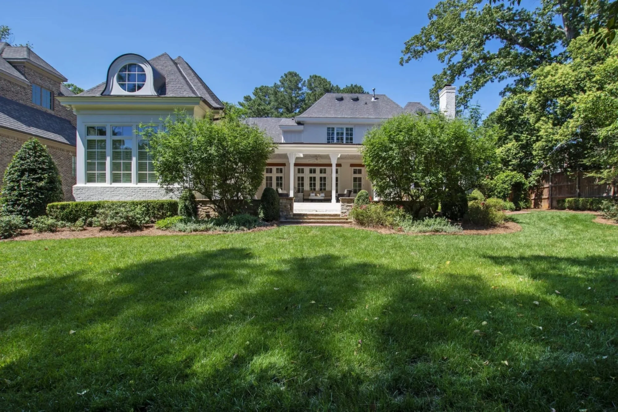 Elegant house Design: Floor Plan & Blueprint CAD for Architects