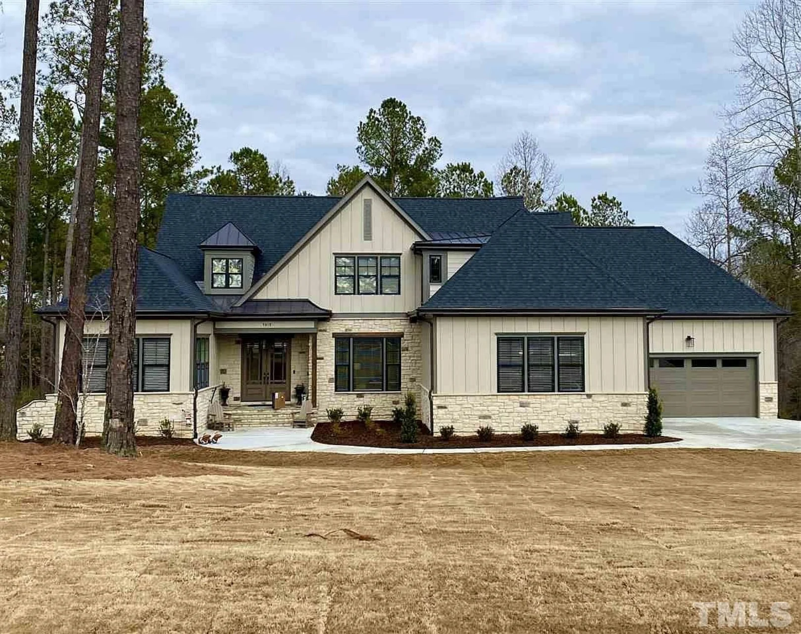 Spacious Transitional house Plan with 5, 903 Sq. Ft. Design