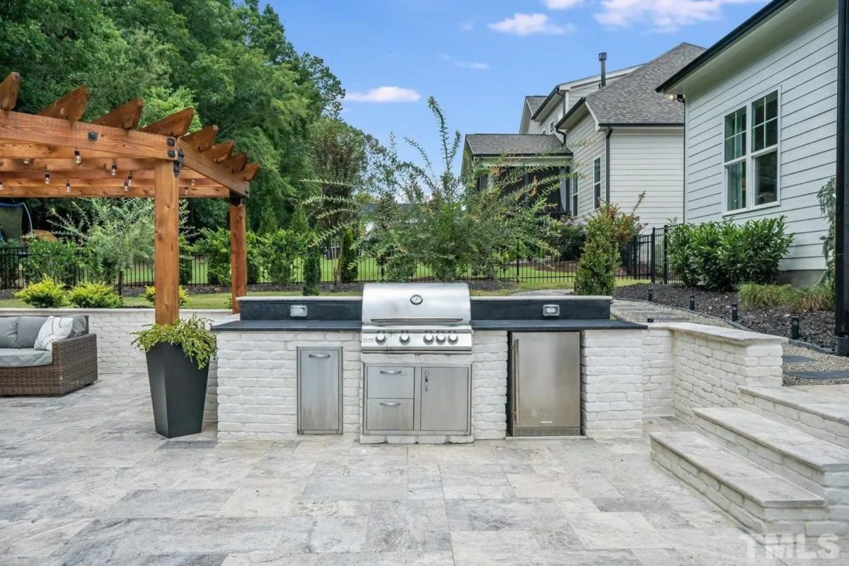 Traditional house Design with Floor Plans, CAD, and Blueprint