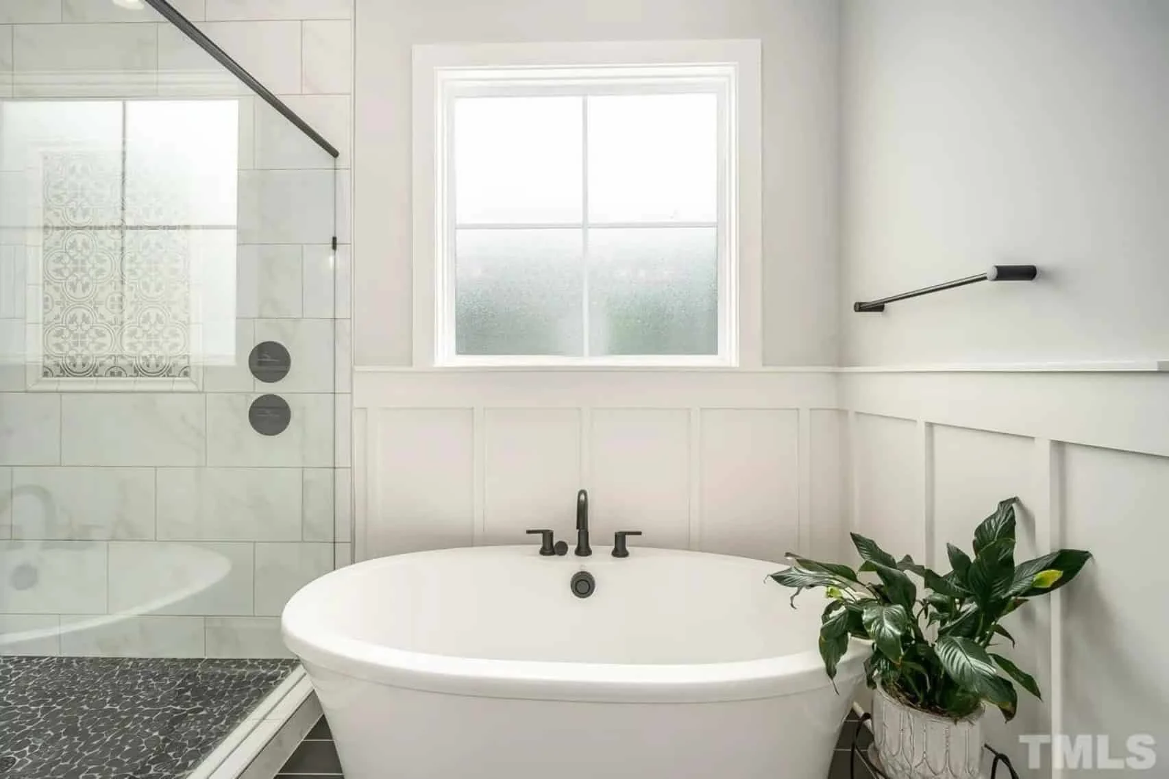 19-1296 HOUSE PLAN - Traditional House Design with Floor Plans, CAD, and Blueprint 27 Traditional house Design with Floor Plans, CAD, and Blueprint