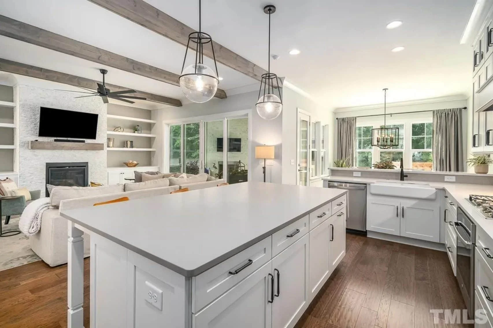 19-1296 HOUSE PLAN - Traditional House Design with Floor Plans, CAD, and Blueprint 22 Traditional house Design with Floor Plans, CAD, and Blueprint