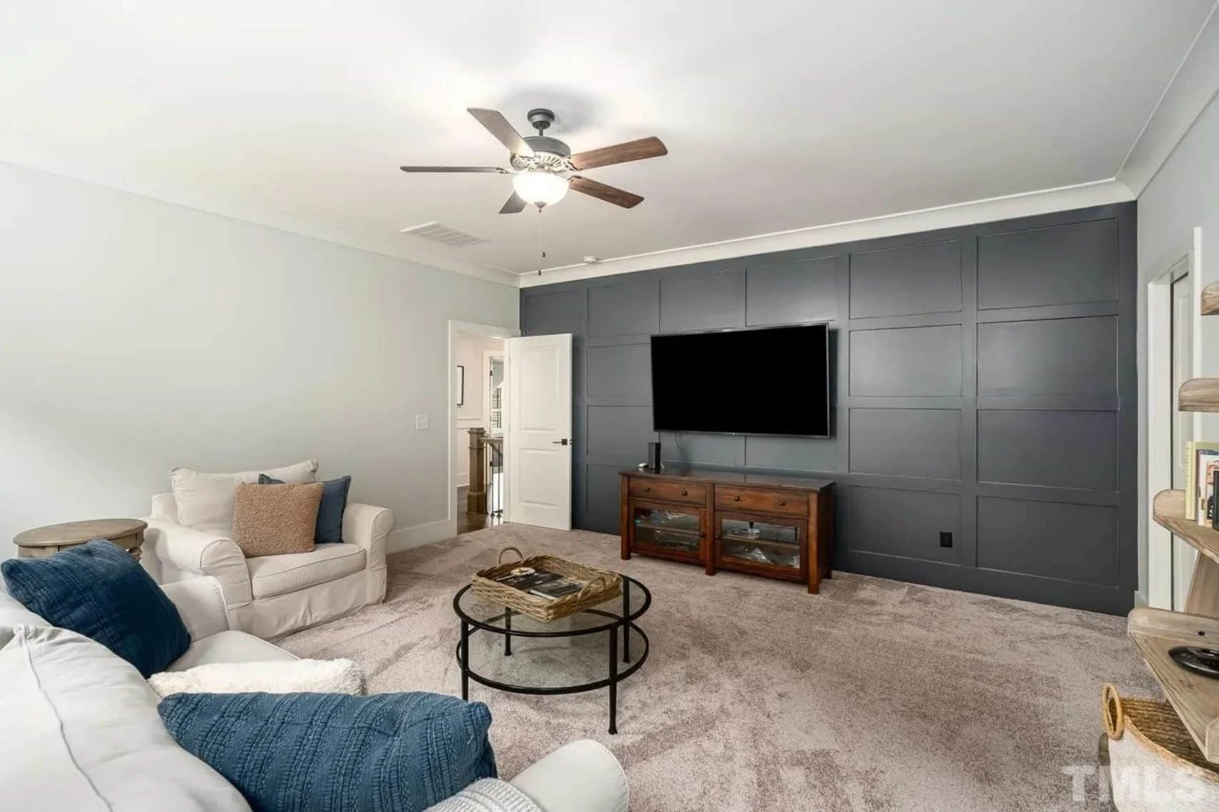 19-1296 HOUSE PLAN - Traditional House Design with Floor Plans, CAD, and Blueprint 20 Traditional house Design with Floor Plans, CAD, and Blueprint