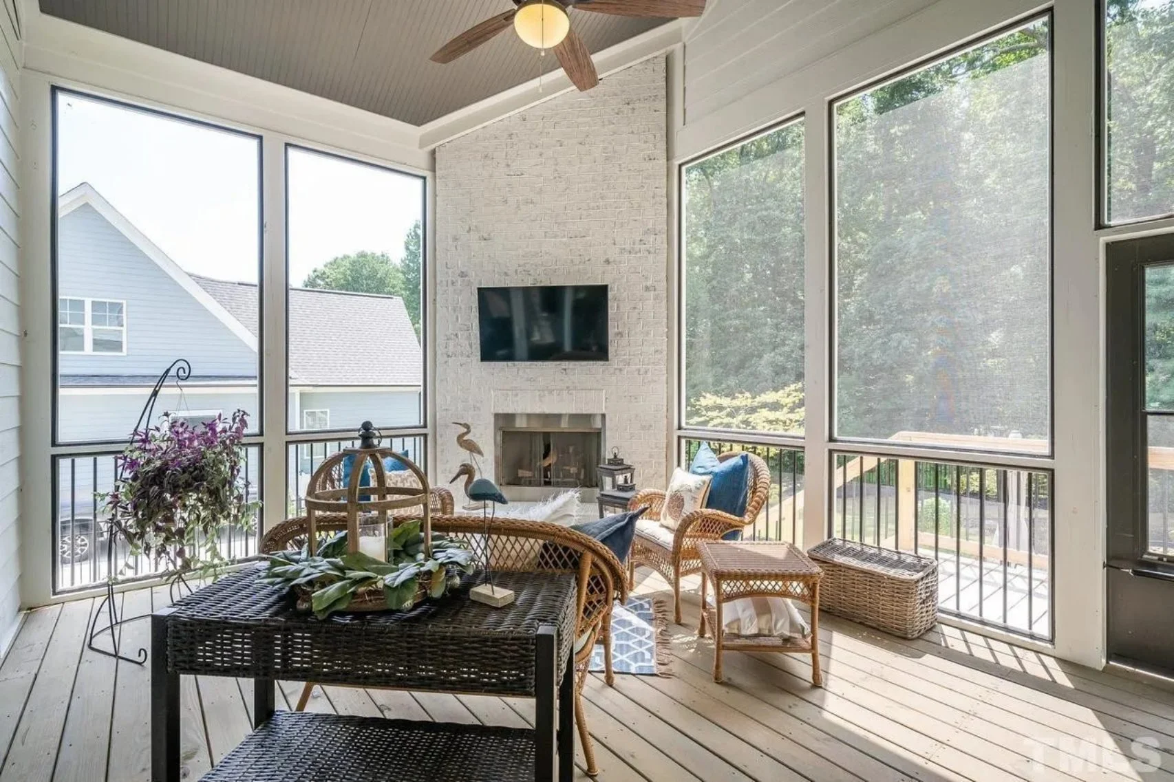 19-1296 HOUSE PLAN - Traditional House Design with Floor Plans, CAD, and Blueprint 13 Traditional house Design with Floor Plans, CAD, and Blueprint