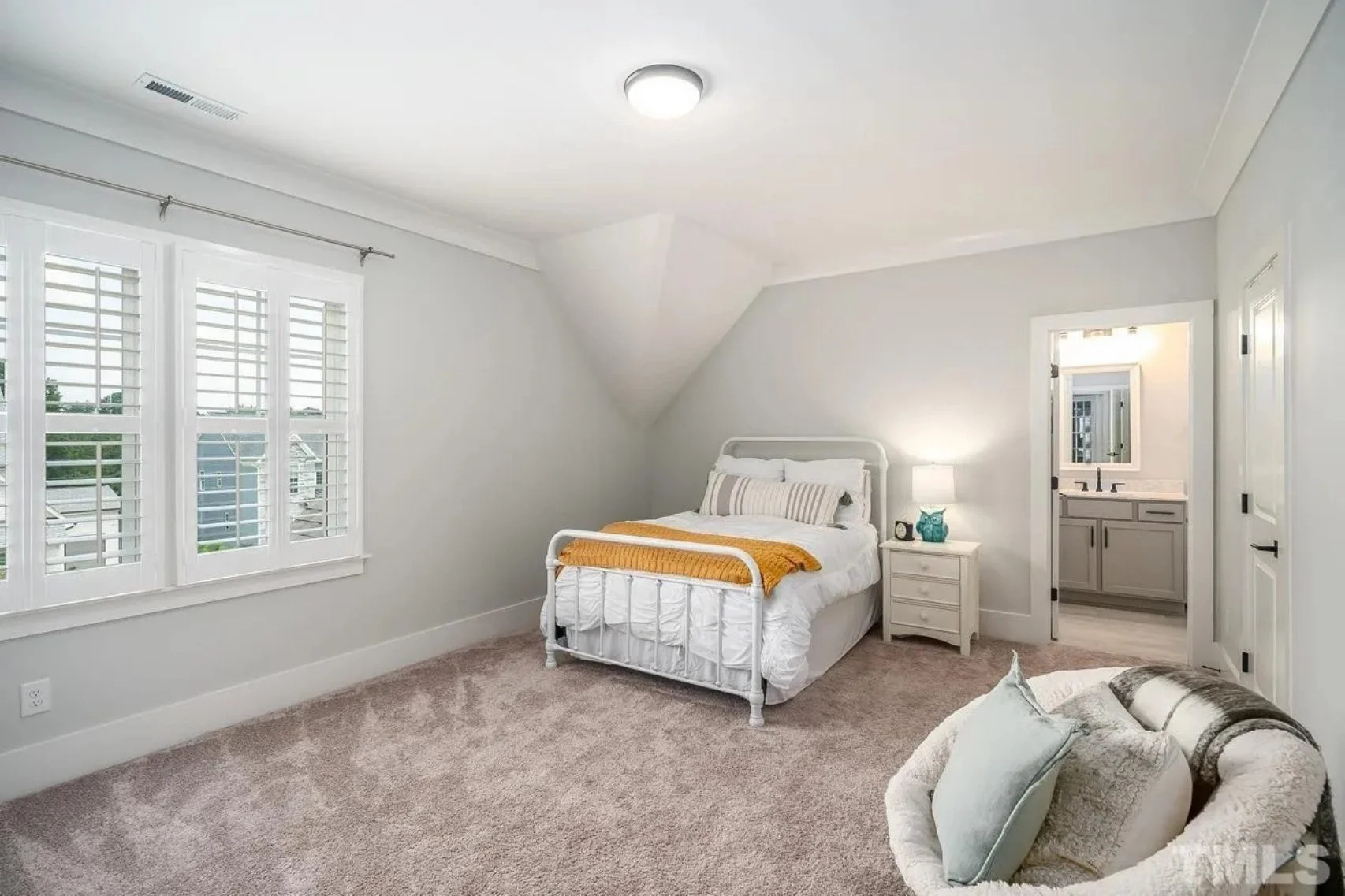 19-1296 HOUSE PLAN - Traditional House Design with Floor Plans, CAD, and Blueprint 10 Traditional house Design with Floor Plans, CAD, and Blueprint