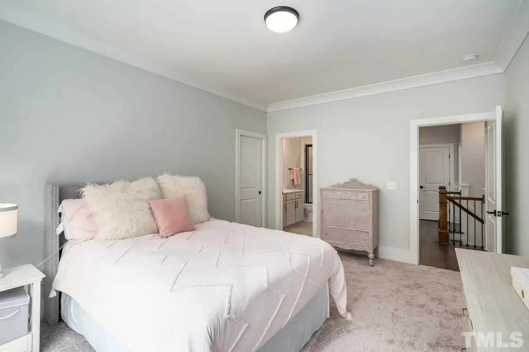 19-1296 HOUSE PLAN - Traditional House Design with Floor Plans, CAD, and Blueprint 9 Traditional house Design with Floor Plans, CAD, and Blueprint