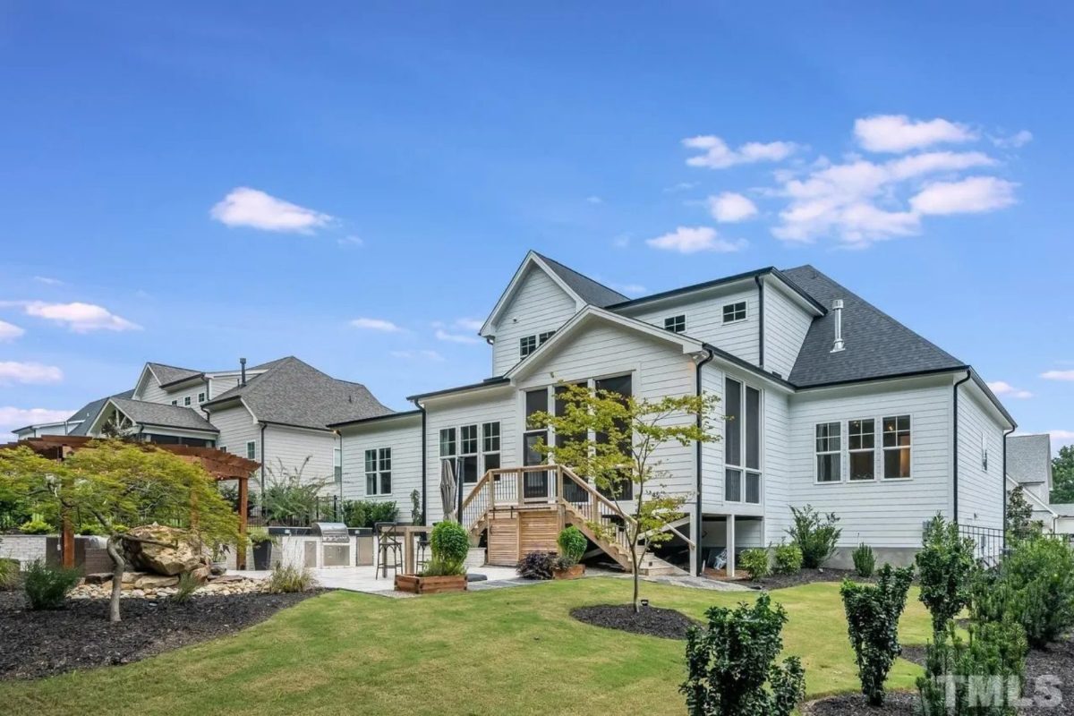 Traditional house Design with Floor Plans, CAD, and Blueprint