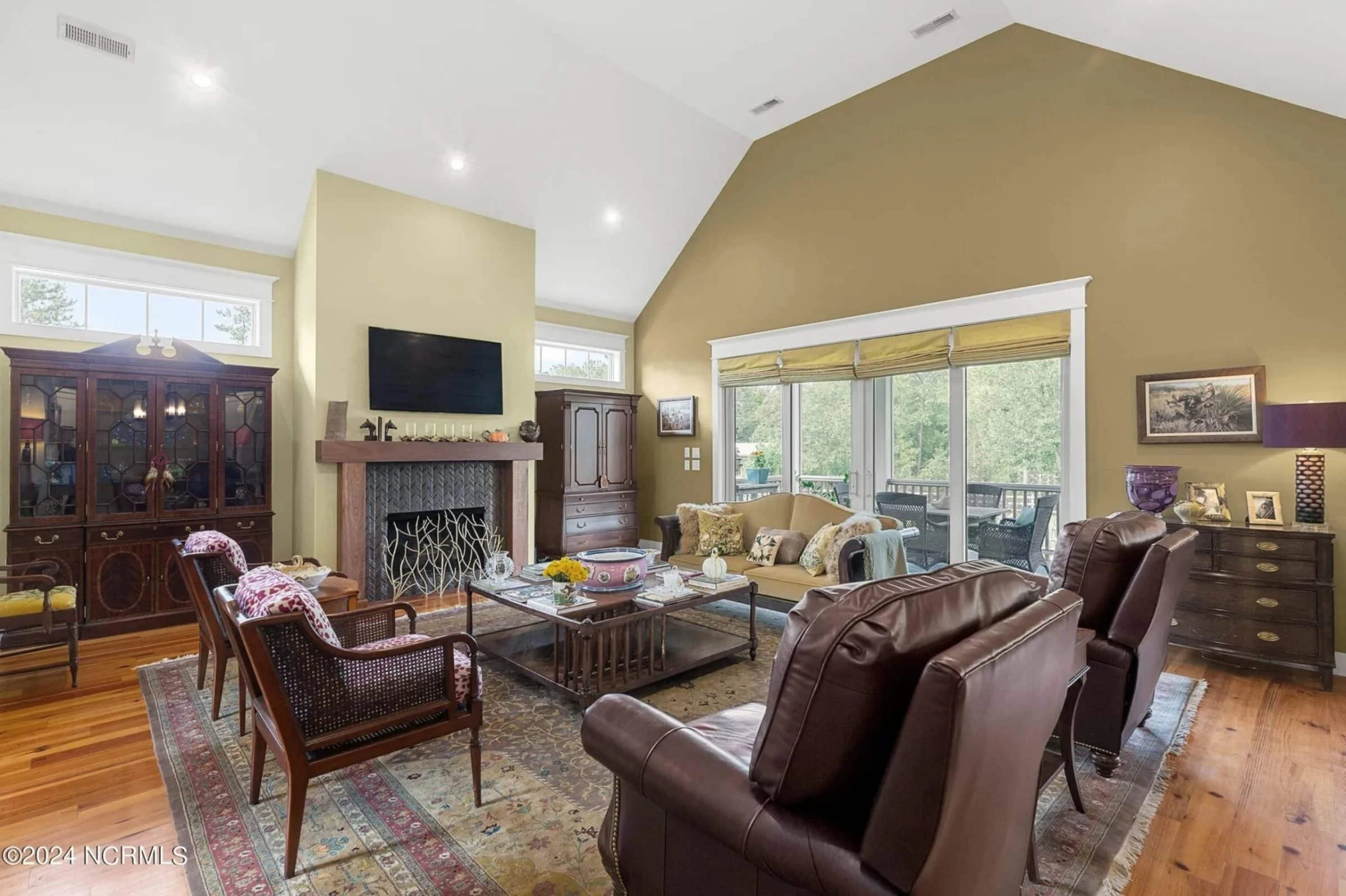 18-2157 HOUSE PLAN - Coastal House Plan with CAD Designs and Spacious Floor Plan 33 Coastal house Plan with CAD Designs and Spacious Floor Plan